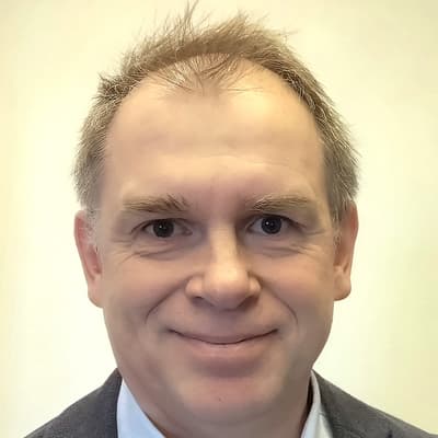Dr. Thorsten Hoß